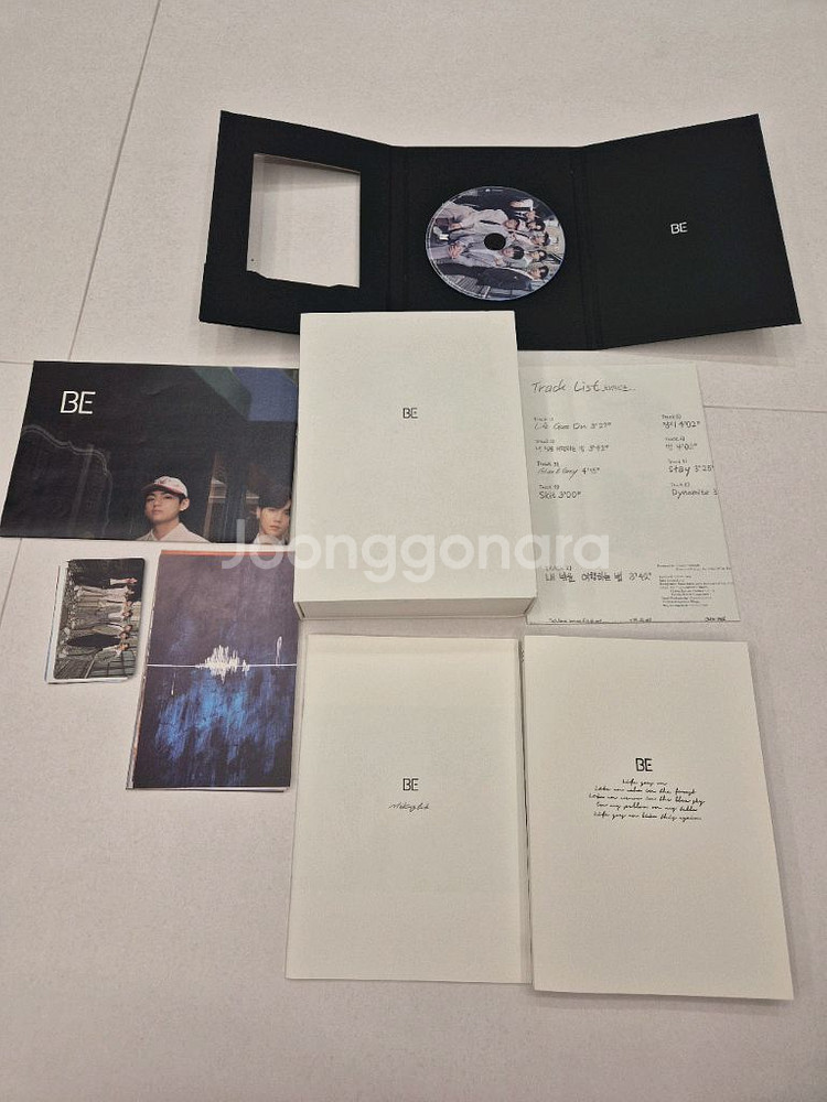 방탄소년단 BE앨범 팝니다.--0