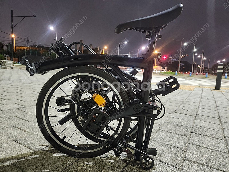새상품 브롬톤(유사)검정트라이폴딩접이식미니벨로 자전거--0