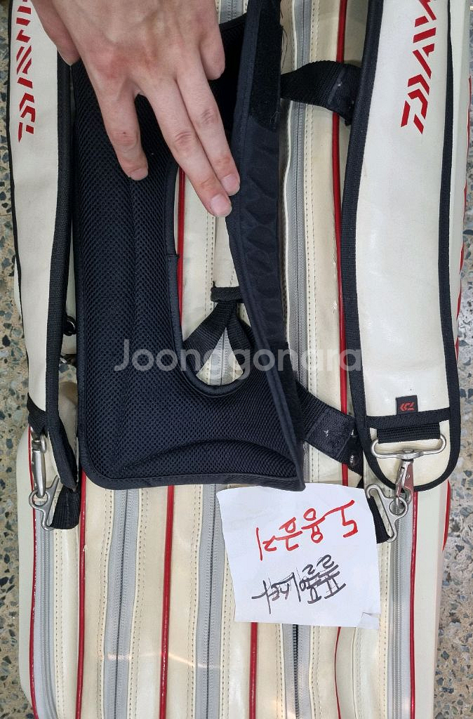중고 다이와 청명골드 5단 민물낚시가방 판매--1