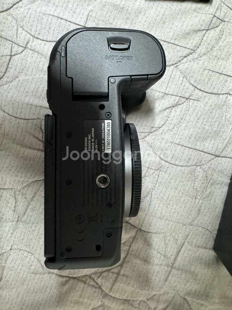 캐논 EOS R6 mark2 판매합니다 상태 좋음--3