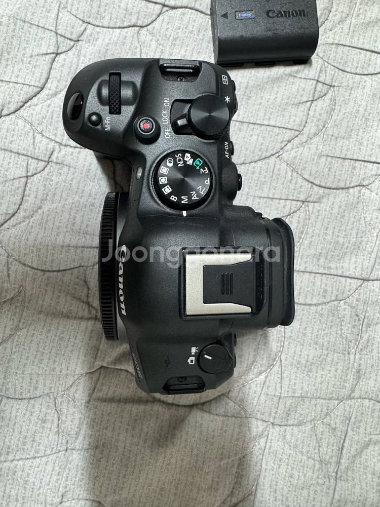 캐논 EOS R6 mark2 판매합니다 상태 좋음--1