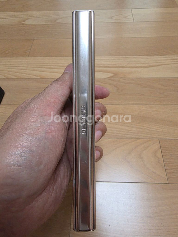 갤럭시 폴드4 256g 판매합니다--3
