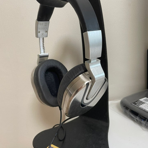 ULTRASONE Edition 8