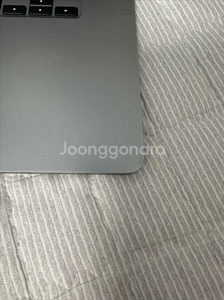 맥북프로 16인치 / CTO / 2019 년형 / 램--4