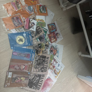원피스 굿즈 30개 가까이되요 택배비 포함