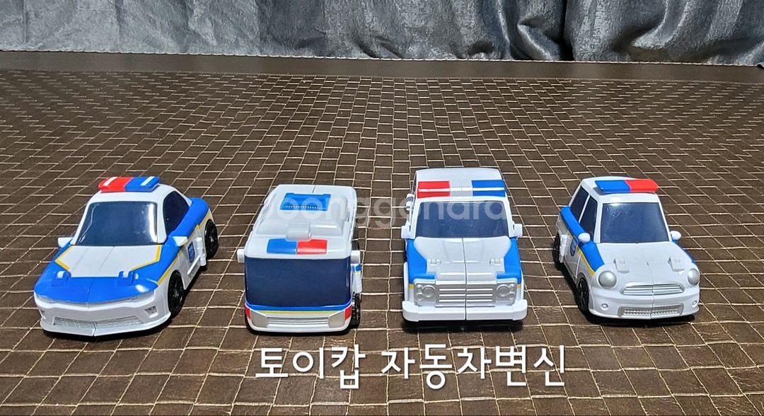 토이캅 경찰차 변신 로봇 4종세트 장난감--2