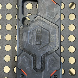 UAG 갤럭시 S24 울트라 모나크 포지드 카본 마그네