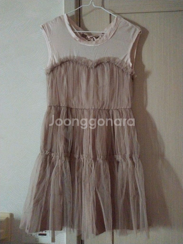새상품) 로엠 공주풍 리본 프릴 원피스 팝니다--0