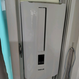 홍진테크 창문형에어컨 인더스 IN-WAC7000 팝니다