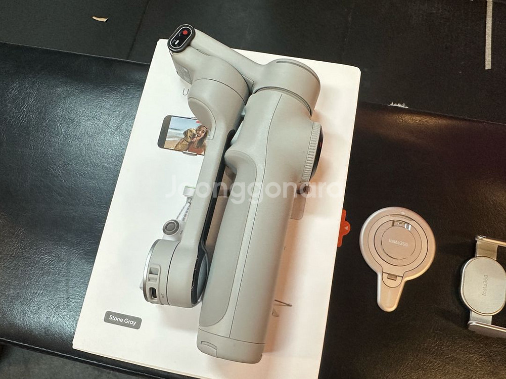 Insta360 Flow2+마그네틱 폰+백팩마운트--1