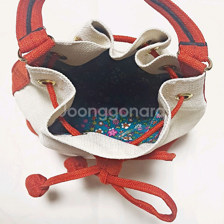 (새상품)통영 배색 손가방 버킷백 복조리가방--1