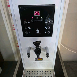 카페사용 핫워터 자동디스펜서 판매합니다