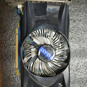 그래픽카드 GTX550TI,DVI케이블