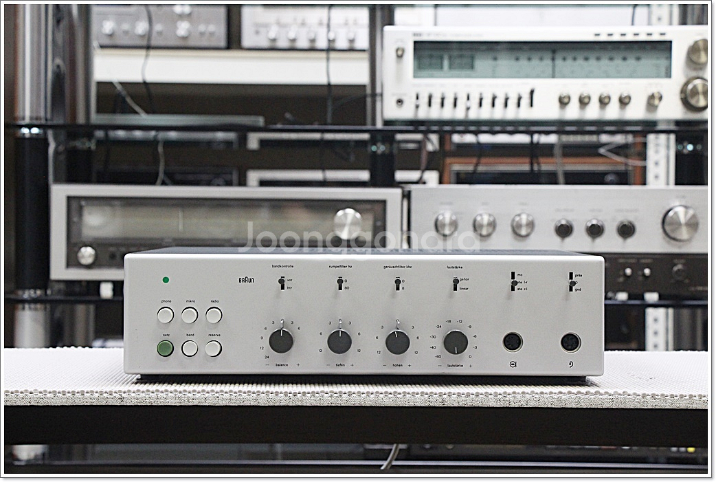 브라운(BRAUN-독일) 고급 인티앰프 CSV500--2