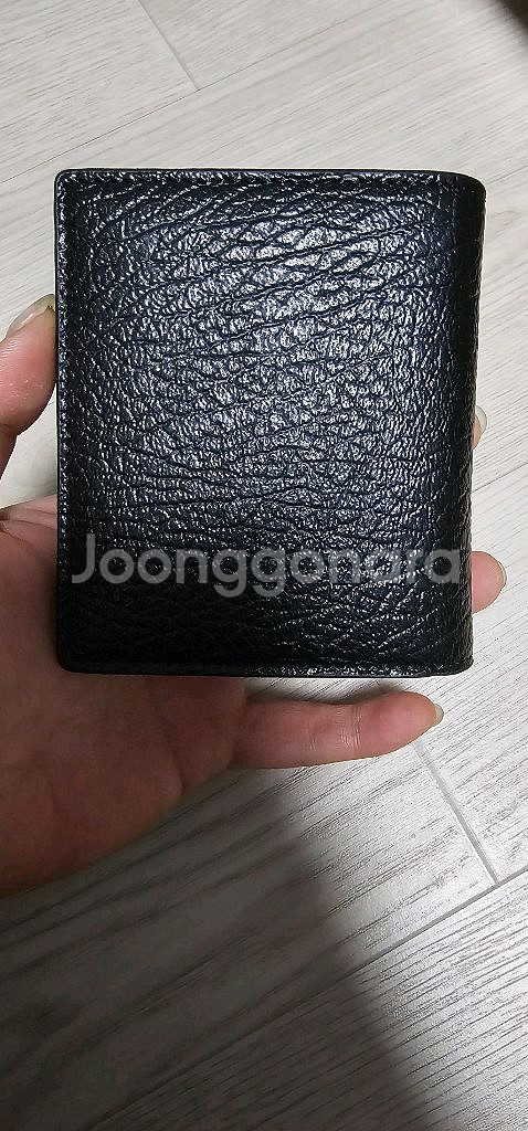 (새상품)메종마르지엘라 컴팩트 여성 반지갑--1