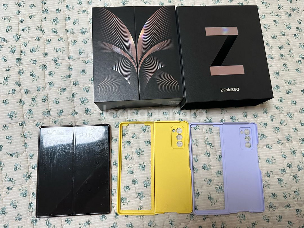 갤럭시z폴드2--0