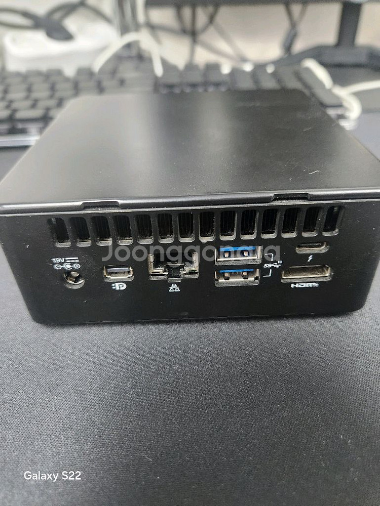 미니PC NUC11 I5 1135G7 팝니다.--2