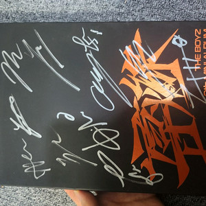 더보이즈 친필 싸인 CD