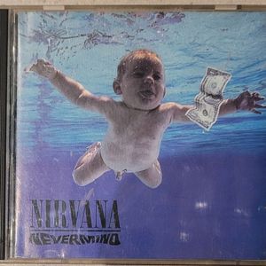 여러쟝르 CD 입니다