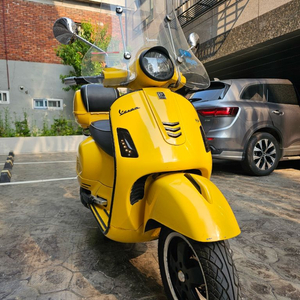 베스파 gts 300 2016년식 슈퍼스포츠 옐로우