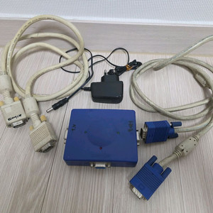 1:2 VGA 모니터 분배기 (포트 3개)