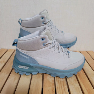 스케쳐스 맥스 프로텍트 등산화 트레킹화 235