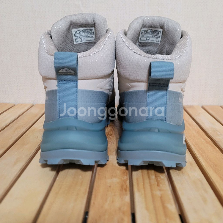 스케쳐스 맥스 프로텍트 등산화 트레킹화 235--5