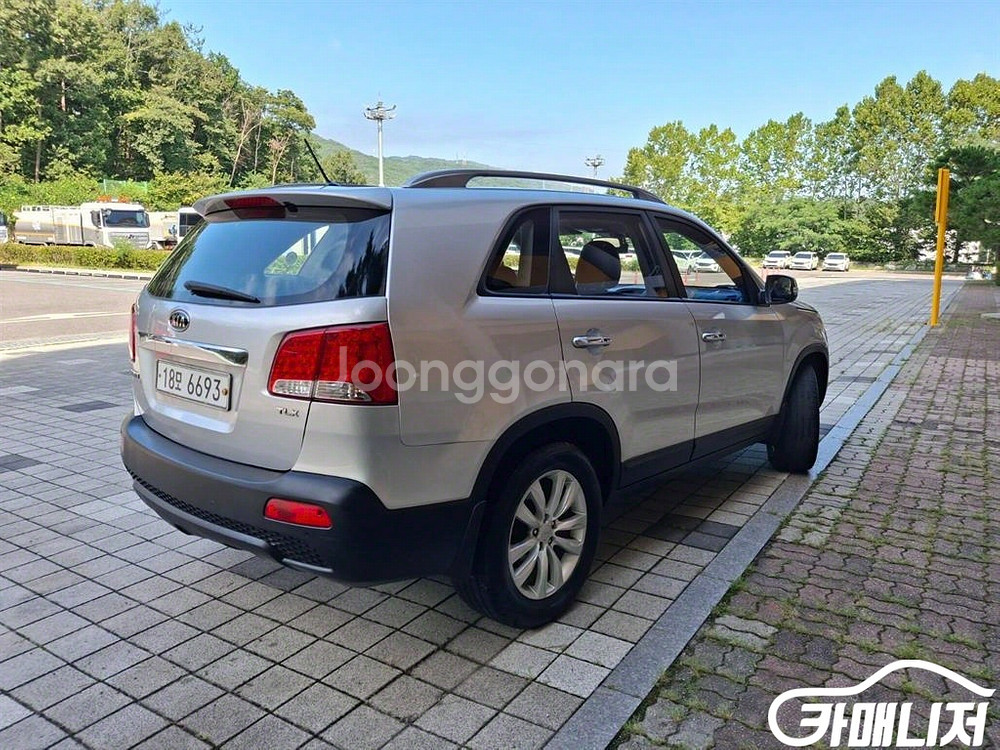 [기아]쏘렌토 R 디젤 2WD 2.2 TLX 최고급형--4