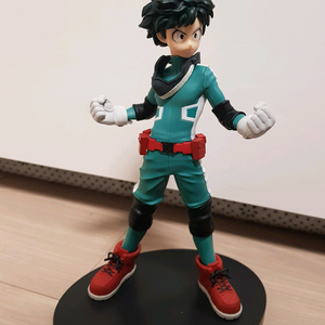 나의 히어로 아카데미아 미도리야 이즈쿠 피규어