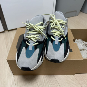 이지700