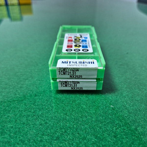 선반 외경 가공 인서트 팁