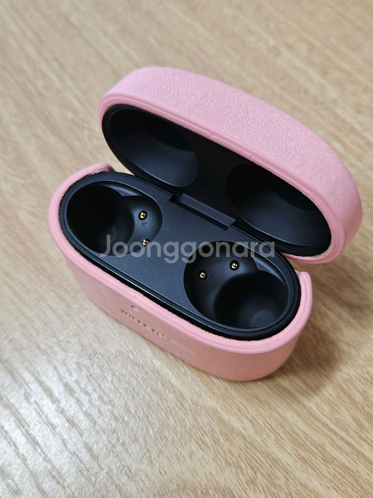 소니 WF-1000XM5 블랙 충전본체--0