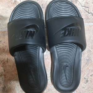 나이키 슬리퍼