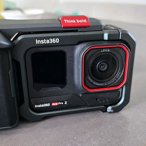 인스타360 에이스프로2