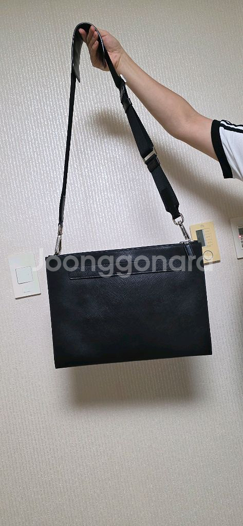 프라다 사피아노 크로스백--1