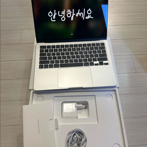 맥북 에어 M3 13인치 16gb 256ssd 실버