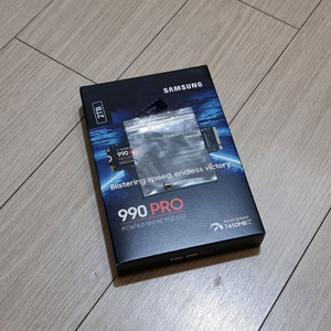 미개봉 삼성 SSD 990 PRO PCIe 4.0 2T