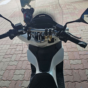 전동 스쿠터 pcx125