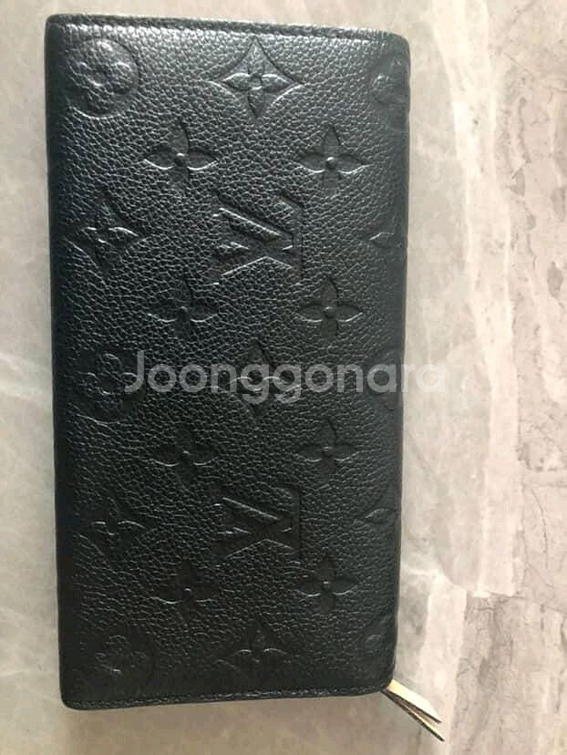 루이비통 앙프렝뜨 에밀리 월릿(쿨거래시 네고가능)--5
