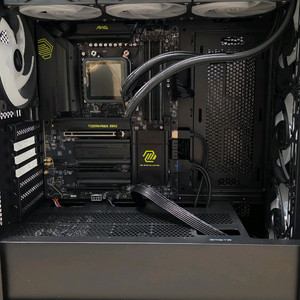 9800X3D/B850/32GB/2TB/1200w