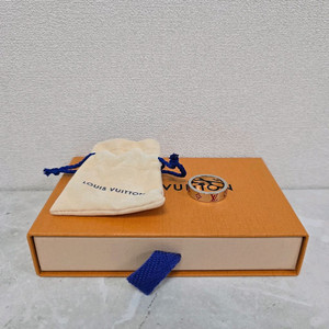 루이비통 LV 모자이크 링 반지 m사이즈 판매