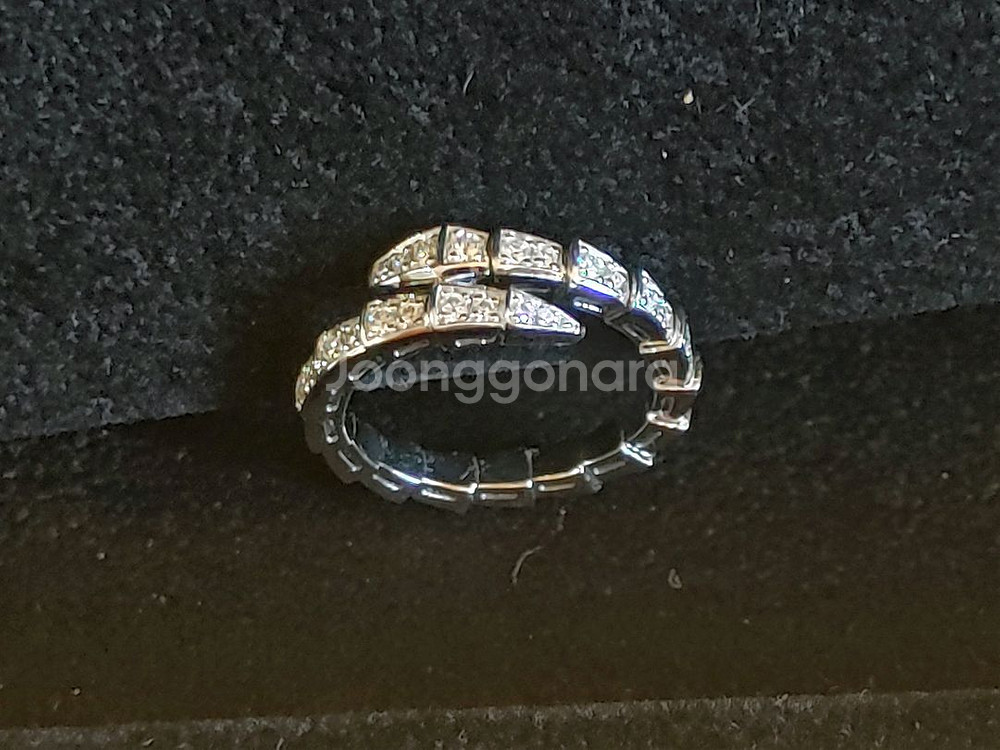 14k 화이트 모이사나이트 반지팝니다.--1