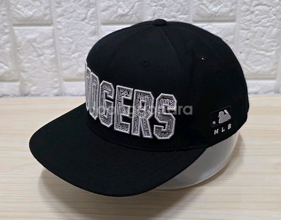 MLB. 스냅백.프리.--0