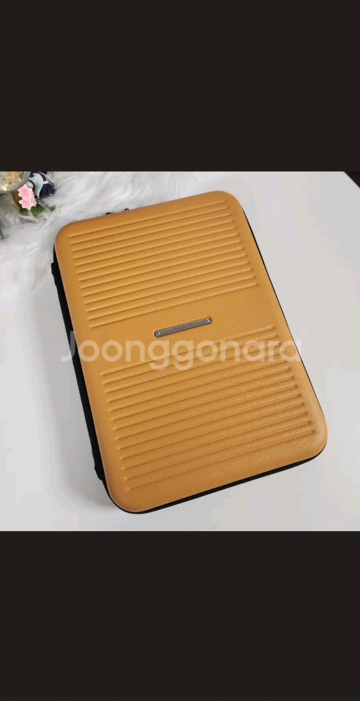 갤탭s10울트라 파우치 삽니다--0