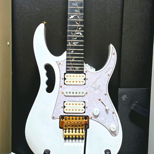 IBANEZ 아이바네즈 JEM 7VP 스티브바이