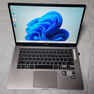 LG 그램 16g/1tb 노트북