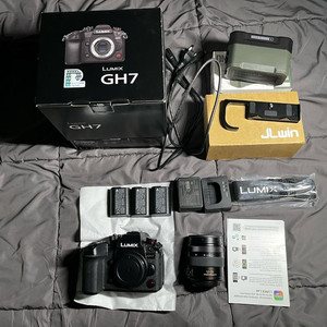 루믹스 GH7 + 라이카 12-35mm f/2.8