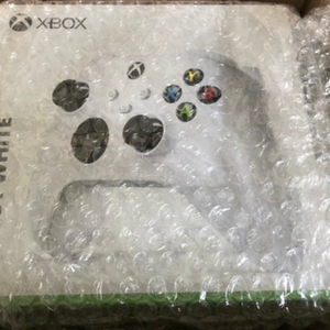 XBOX 컨트롤러 4세대 화이트 미개봉
