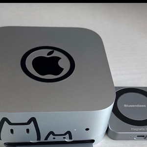 애플 맥미니m4 16 2tb&허브 액세서리