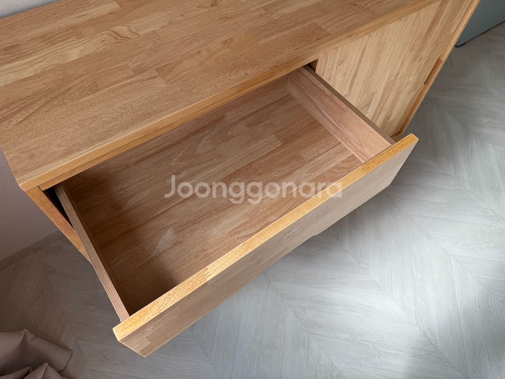 고무나무 원목장 수납장--1